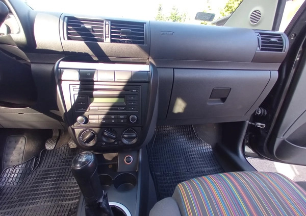 Volkswagen Fox cena 7999 przebieg: 124000, rok produkcji 2006 z Gorzów Śląski małe 137